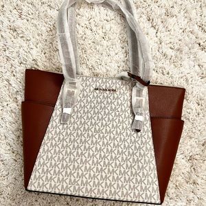 Michael Kors Women’s Charlotte Large Tote